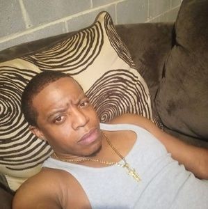 Meet your Posher, Derrick